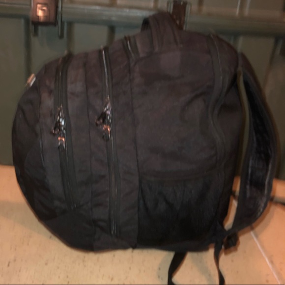 Extra large Adidas Backpack Carry On All travel - Picture 4 of 7